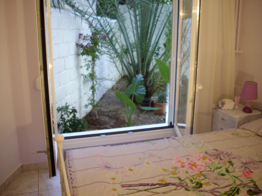 Lilly'S Appartments Athen Zimmer foto