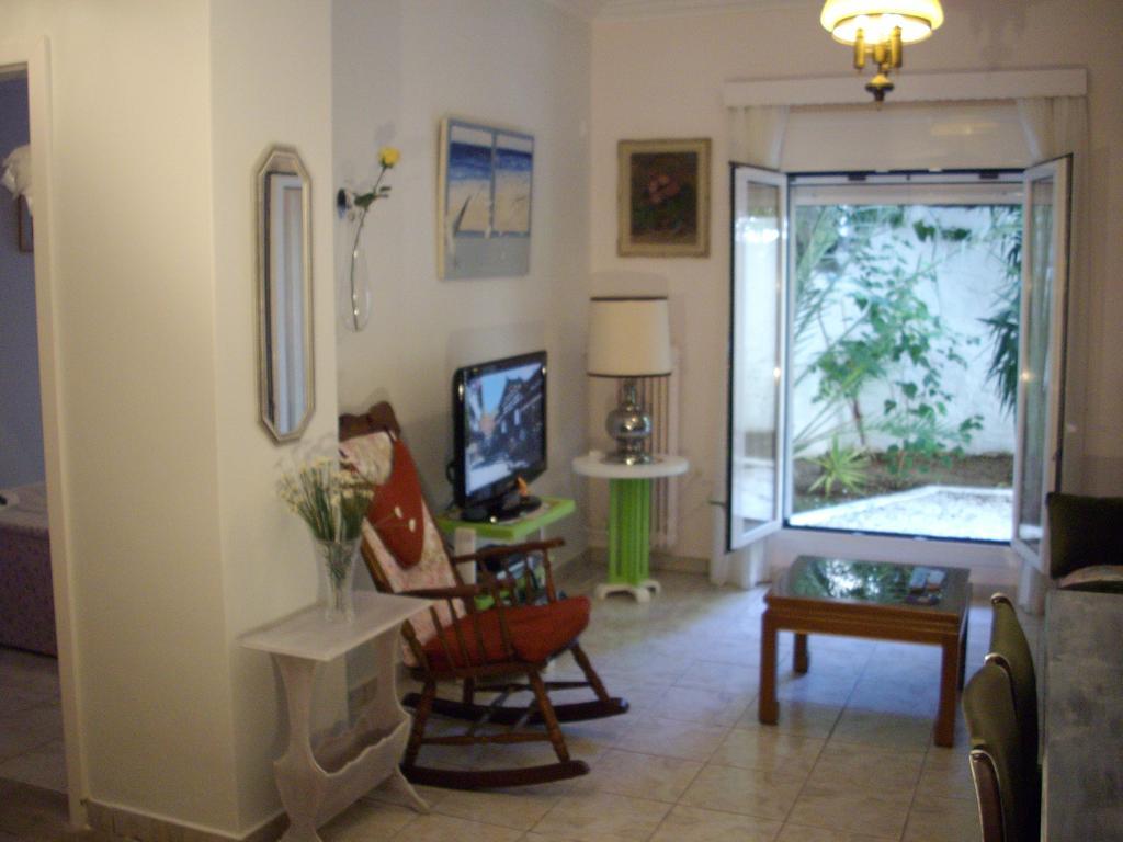 Lilly'S Appartments Athen Zimmer foto